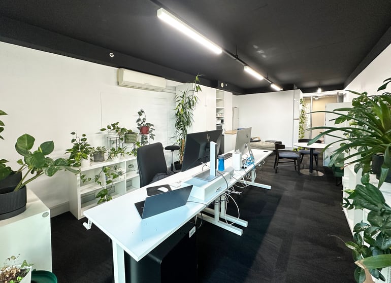 Click to view all images UNIT 207/198 Harbour Esplanade Docklands VIC 3008 - Image 2