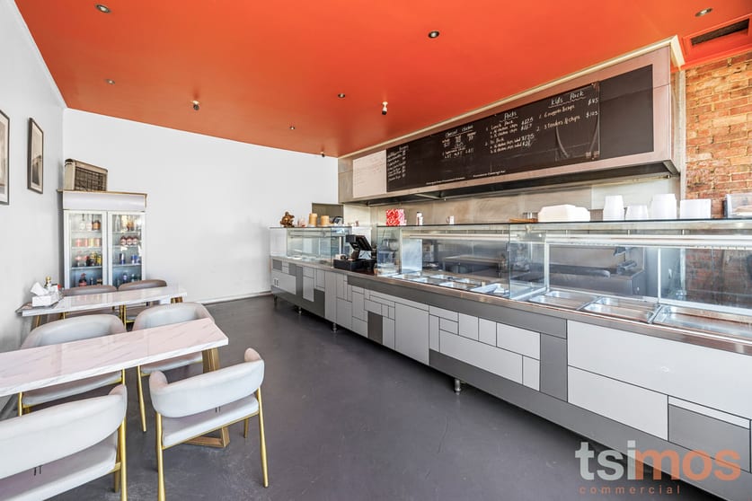 422 Bluff Road Hampton VIC 3188 - Image 2