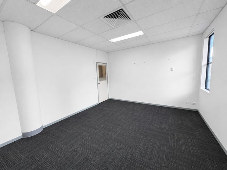 Click to view all images 57/15-17 Terminus Street Castle Hill NSW 2154 - Image 3