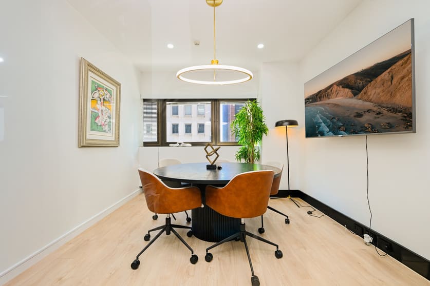 Click to view all images 906/121 Walker Street North Sydney NSW 2060 - Image 3