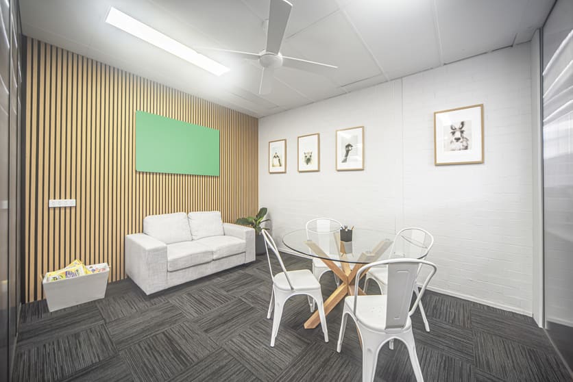 Click to view all images 2/85 Worrigee Street Nowra NSW 2541 - Image 3