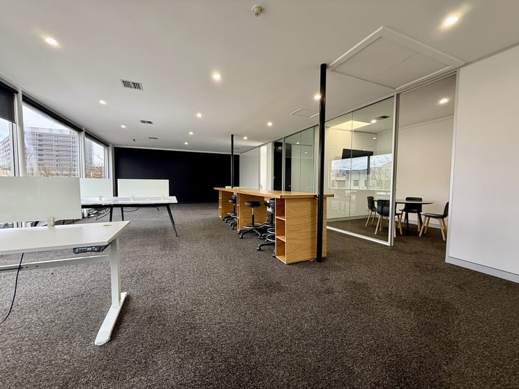 Click to view all images Unit 7/7 Lonsdale Street Braddon ACT 2612 - Image 2