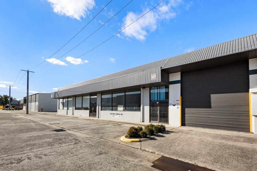 Click to view all images 391 Settlement Road Thomastown VIC 3074 - Image 2