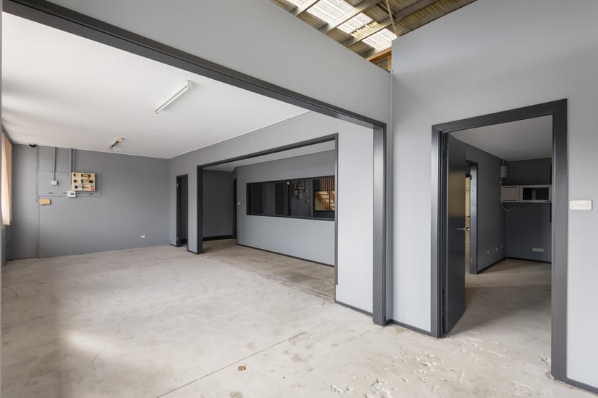 Click to view all images 391 Settlement Road Thomastown VIC 3074 - Image 3