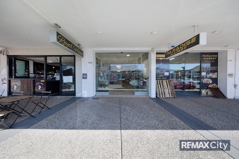Click to view all images Shop 2/365 Logan Road Stones Corner QLD 4120 - Image 3