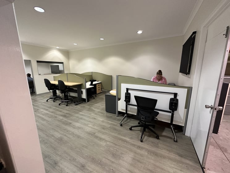 Click to view all images 5a/787 Kingsford Smith Drive Eagle Farm QLD 4009 - Image 3