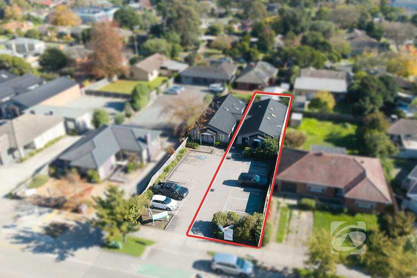 Click to view all images 30B Clyde Road Berwick VIC 3806 - Image 2