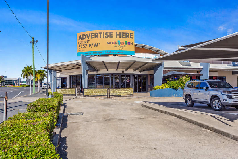 Click to view all images 235 Musgrave Street Berserker QLD 4701 - Image 2