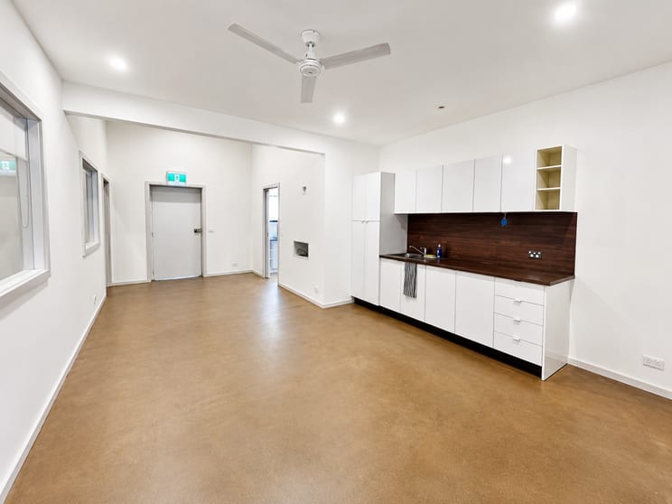 Click to view all images 3/63 Brunel Road Seaford VIC 3198 - Image 3