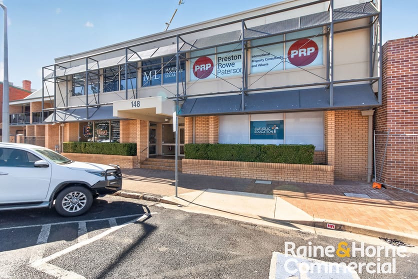 Click to view all images 2/148 Brisbane Street Dubbo NSW 2830 - Image 1