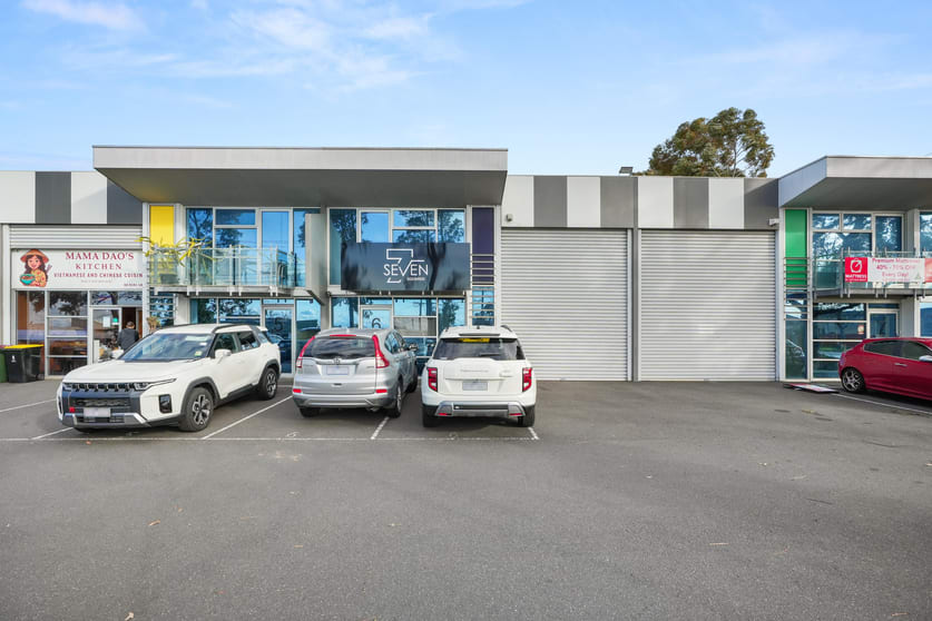 Click to view all images 6/74 Keys Road Cheltenham VIC 3192 - Image 2