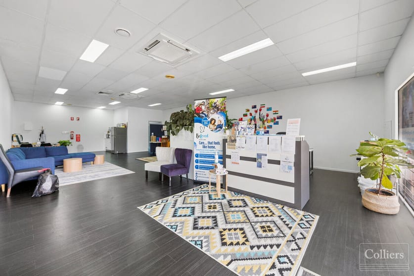 Click to view all images 3/210 Ross River Road Aitkenvale QLD 4814 - Image 2