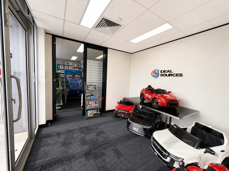 Click to view all images 3/310-312 Governor Road Braeside VIC 3195 - Image 2