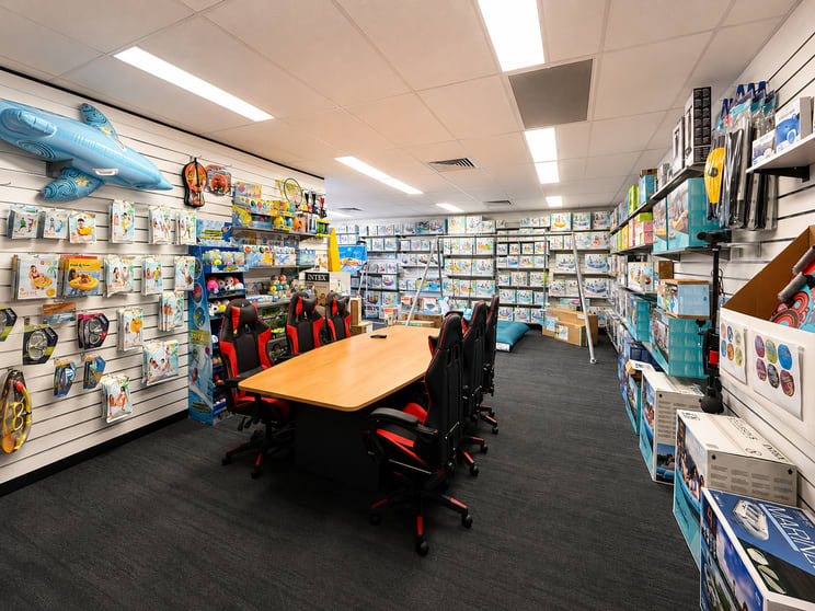 Click to view all images 3/310-312 Governor Road Braeside VIC 3195 - Image 3