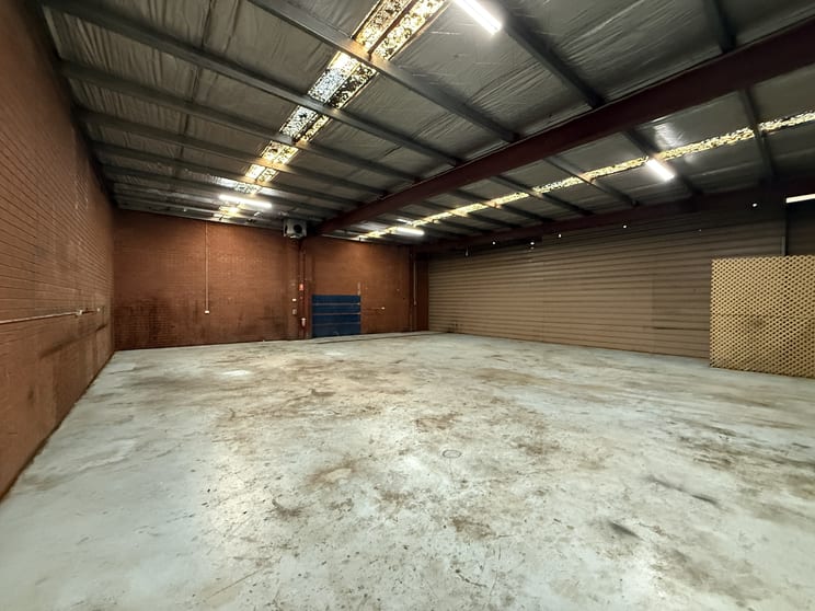 2/267 Townsend Street South Albury NSW 2640 - Image 3