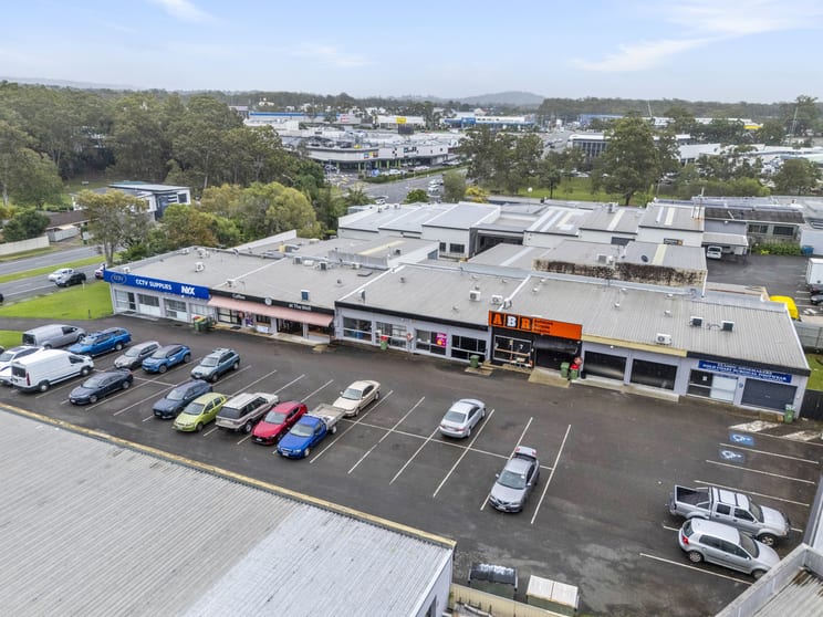 Click to view all images Ashmore QLD 4214 - Image 3