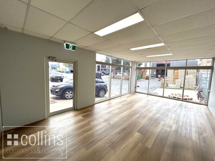 Click to view all images 9 Astro Court Hallam VIC 3803 - Image 2