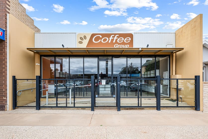 Click to view all images 74 Orange Avenue Mildura VIC 3500 - Image 1