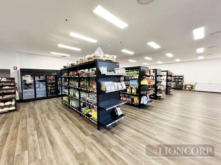 Click to view all images Coorparoo QLD 4151 - Image 2