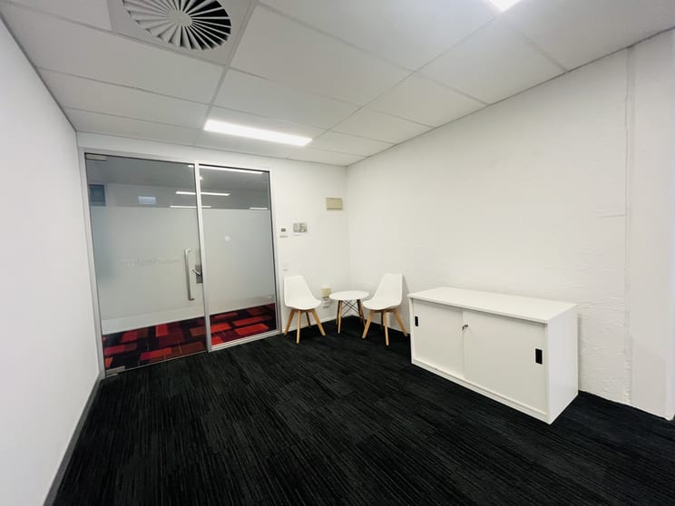 Click to view all images 3/39 Jeays Street Bowen Hills QLD 4006 - Image 3