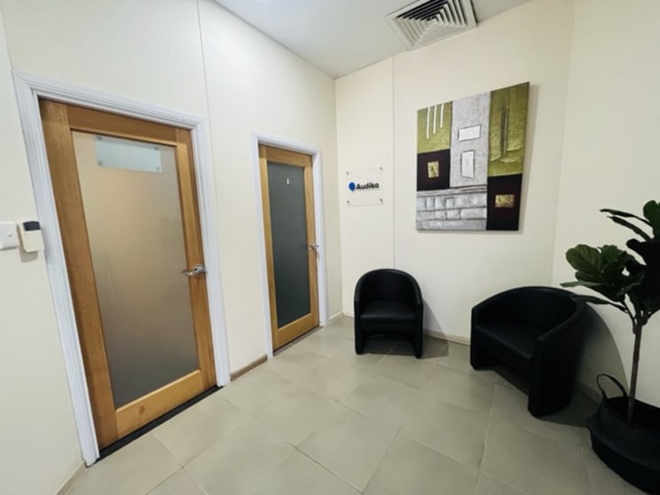 Click to view all images 2B/595 Wynnum Road Morningside QLD 4170 - Image 3
