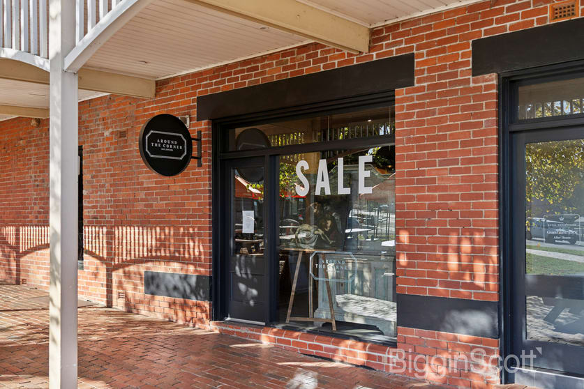 5/27 Vincent Street Daylesford VIC 3460 - Image 2