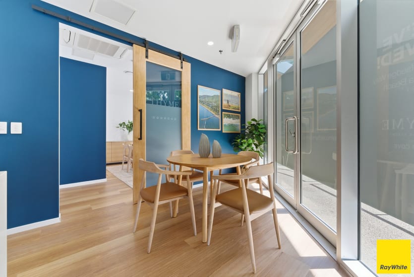 Click to view all images 7/71 Williams Esplanade Palm Cove QLD 4879 - Image 2
