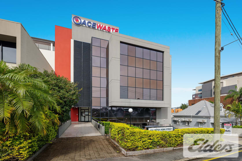Click to view all images 424 Upper Roma Street Milton QLD 4064 - Image 3