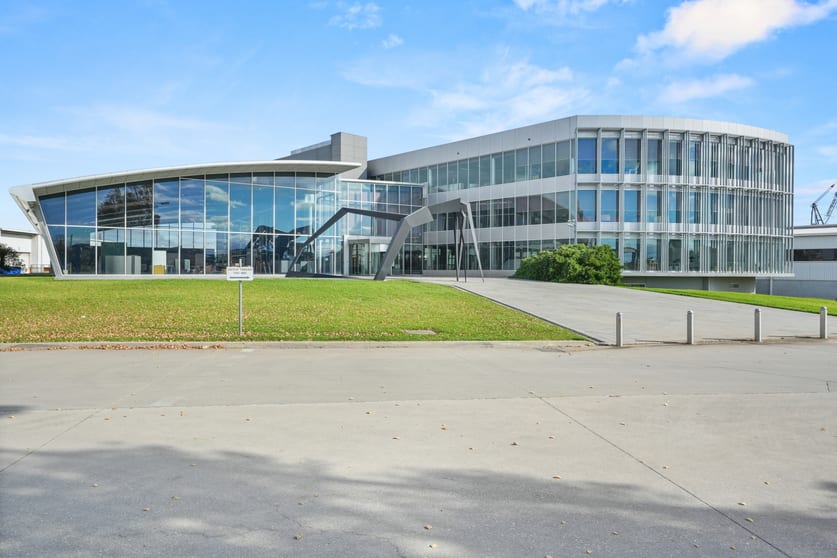 Click to view all images Part 1 Sharps Road Tullamarine VIC 3043 - Image 3