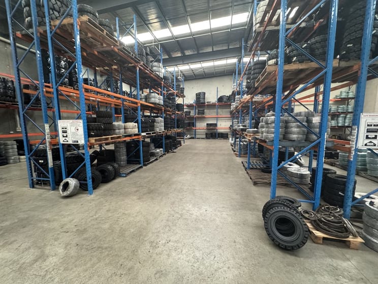 Click to view all images 56 Efficient Drive Truganina VIC 3029 - Image 3