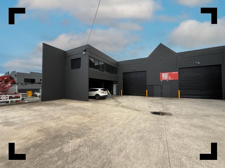 Click to view all images 37 Foden Avenue Campbellfield VIC 3061 - Image 1