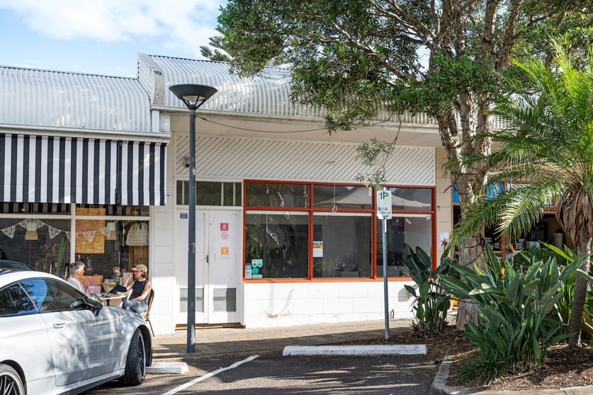 Click to view all images 17 Robertson Road Newport NSW 2106 - Image 2