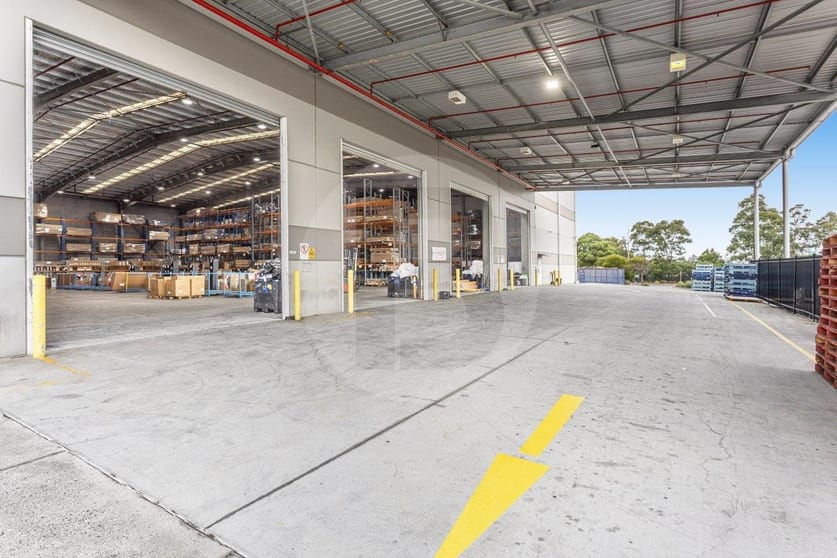 Click to view all images 6 WONDERLAND DRIVE Eastern Creek NSW 2766 - Image 3