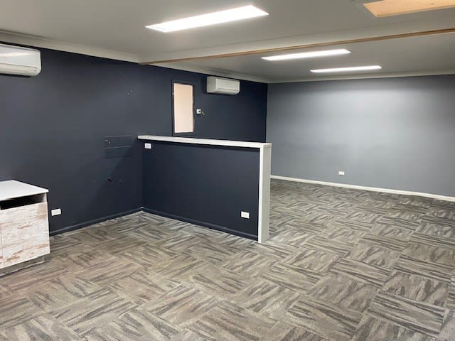 Click to view all images 237 Berkeley Road Unanderra NSW 2526 - Image 3