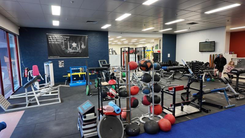 Click to view all images Unit 4/116 - 118 Wollongong Street Fyshwick ACT 2609 - Image 3