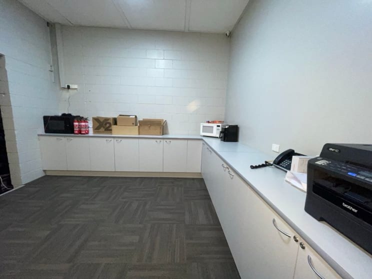 Click to view all images 40 Lemon Avenue Mildura VIC 3500 - Image 3