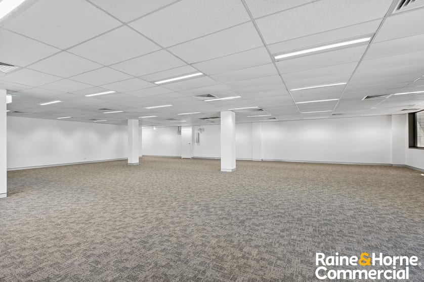 Click to view all images A & C/1356 Gympie Road Aspley QLD 4034 - Image 3