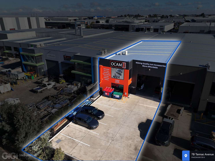 Click to view all images B/7 Tarmac Way Pakenham VIC 3810 - Image 1