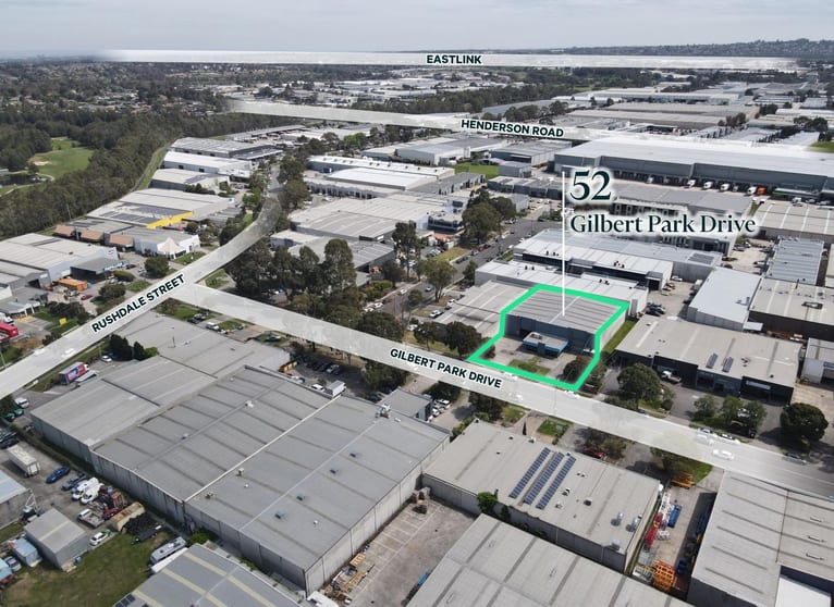 Click to view all images 52 Gilbert Park Drive Knoxfield VIC 3180 - Image 2