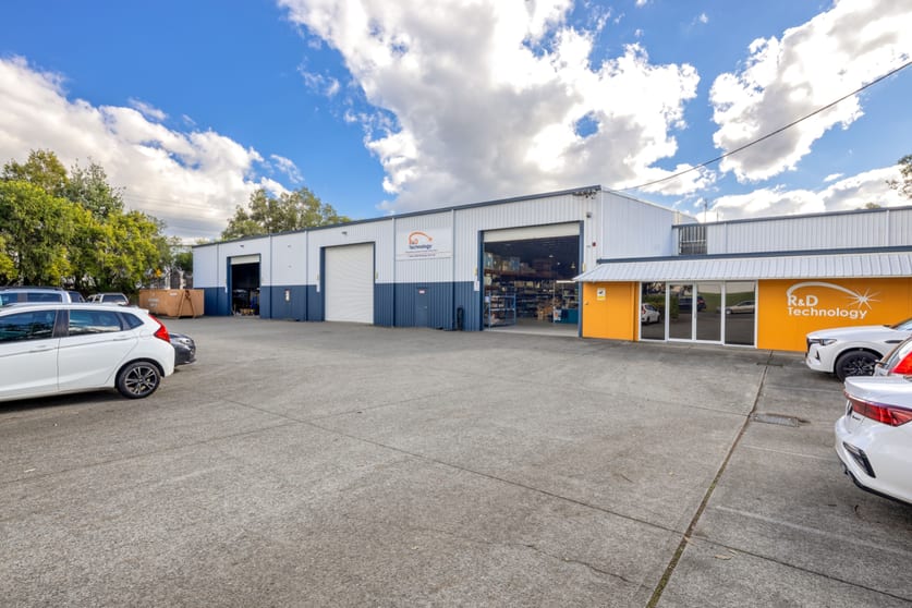 Click to view all images 102 Munibung Road Cardiff NSW 2285 - Image 2