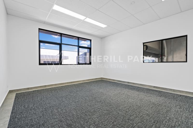 Click to view all images Wetherill Park NSW 2164 - Image 3