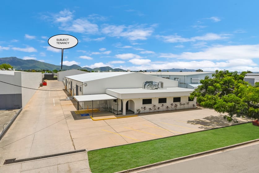 Click to view all images Unit 6/54 Keane Street Currajong QLD 4812 - Image 1