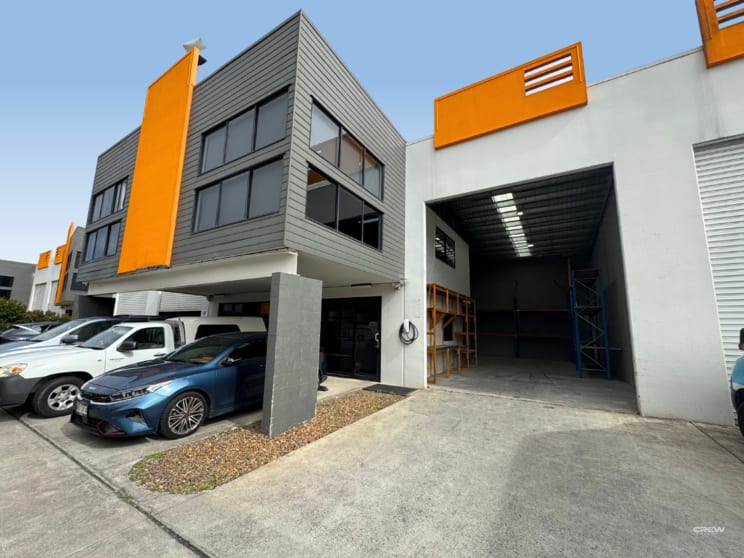 Click to view all images 15/20-22 Ellerslie Road Meadowbrook QLD 4131 - Image 1