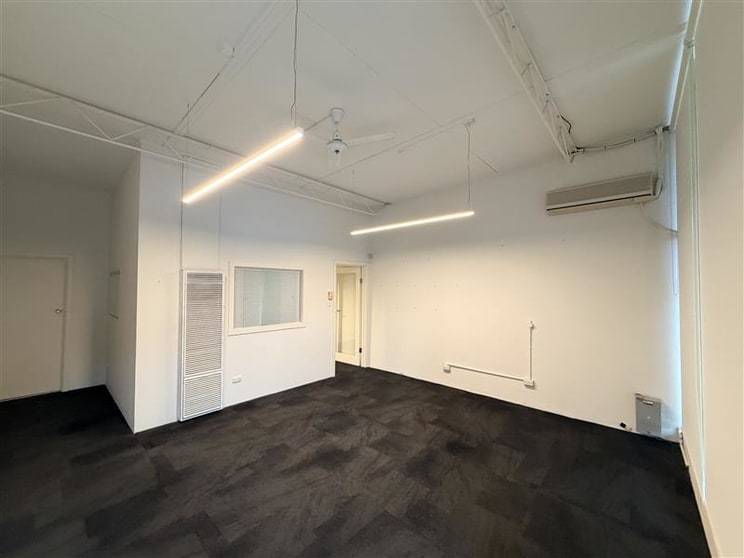 37 Martin Place Glen Waverley VIC 3150 - Image 3