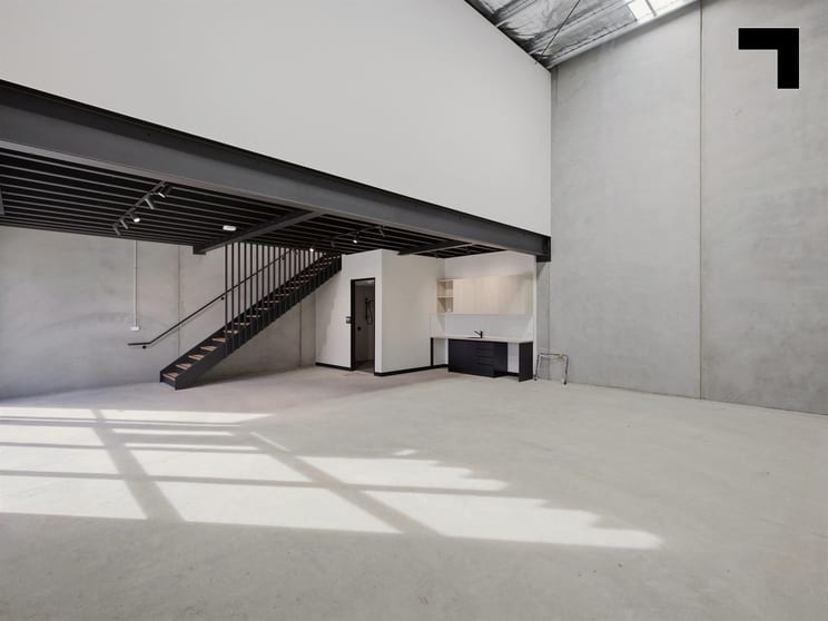 20/250 Wickham Road Moorabbin VIC 3189 - Image 2