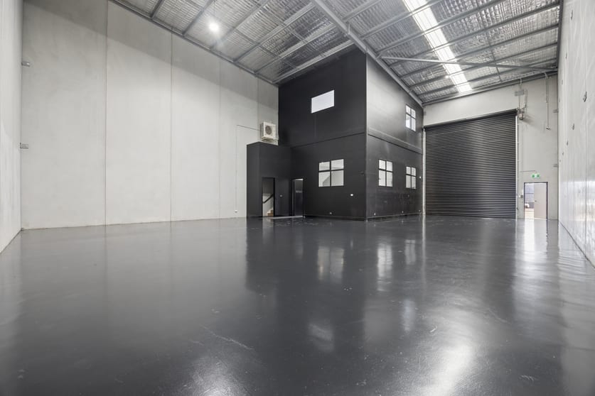 Click to view all images Unit 8/14 Val Reid Hume ACT 2620 - Image 4