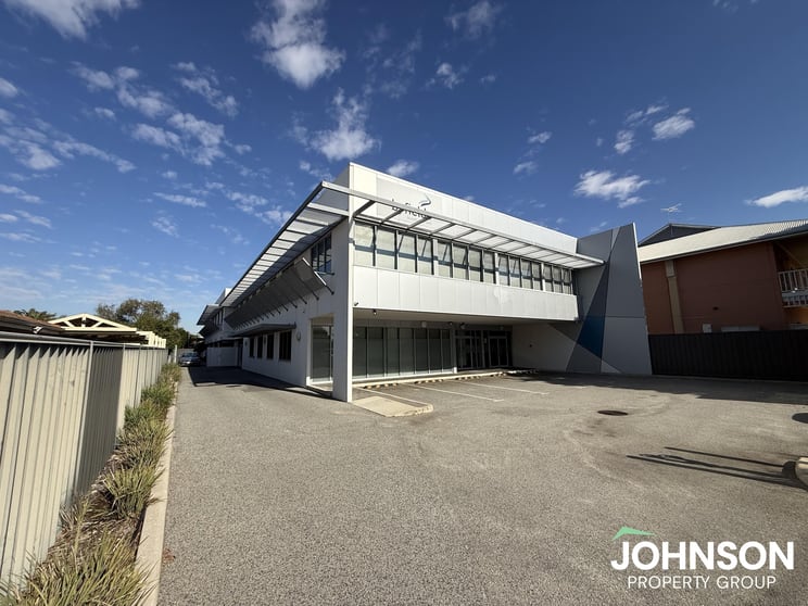 Click to view all images 30 Keymer Street Belmont WA 6104 - Image 3