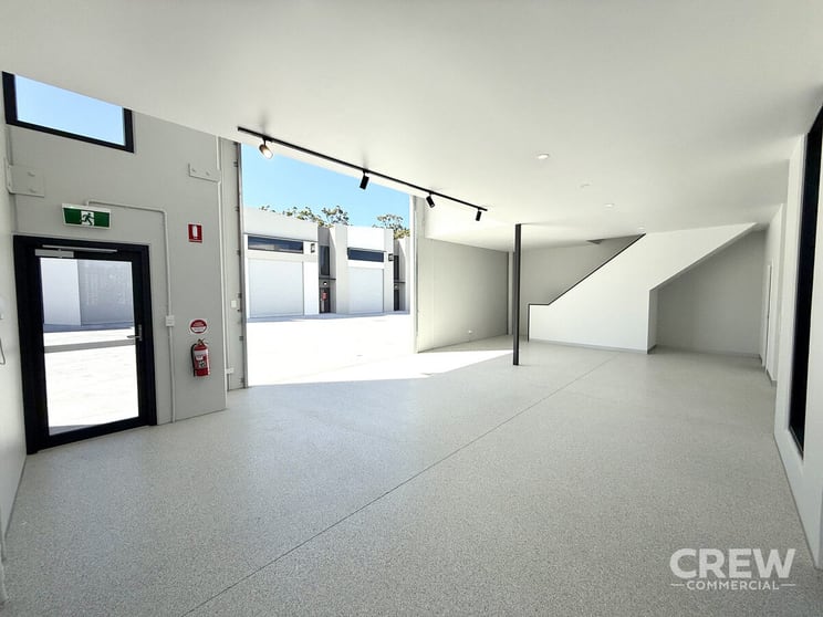 Click to view all images 2/10 Naves Drive Coomera QLD 4209 - Image 2