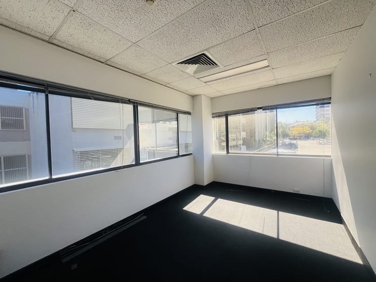 Click to view all images 49 Sherwood Road Toowong QLD 4066 - Image 2