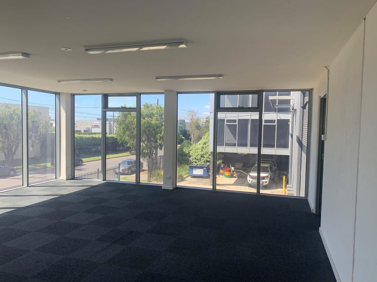 37 Yale Drive Epping VIC 3076 - Image 2